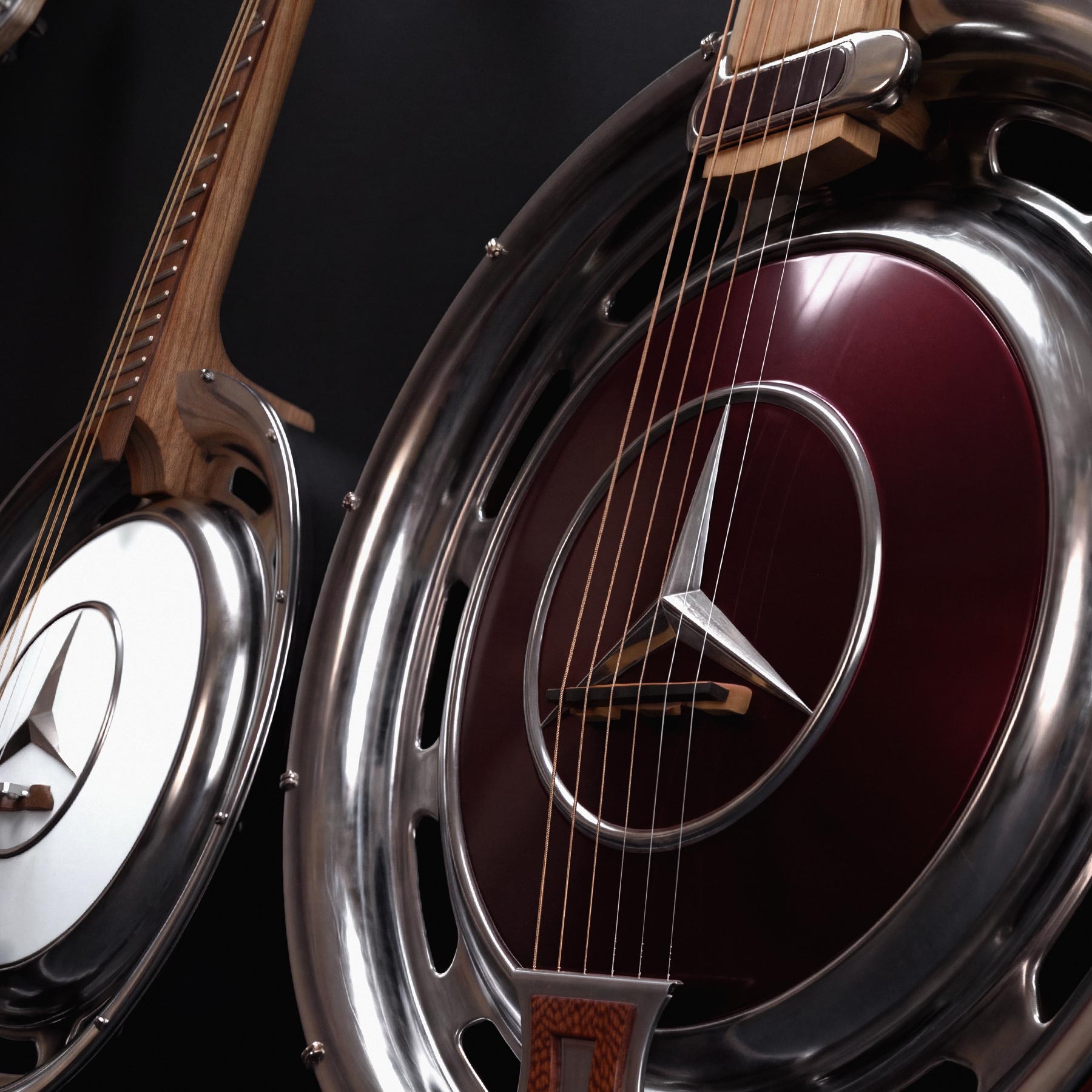Handgefertigte 3Saiter Hubcap Guitar mit Mercedes-Benz-Radkappe