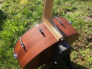 Cigarbox Guitar, dreisaitige Gitarre, drei saiten gitarre, hubcap Guitar, Radkappen Gitarre Mercedes