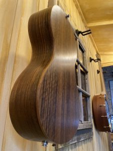 Parlor-Gitarre von 3Saiter